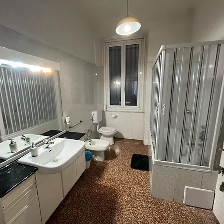 Tolemaide Apartment Genua