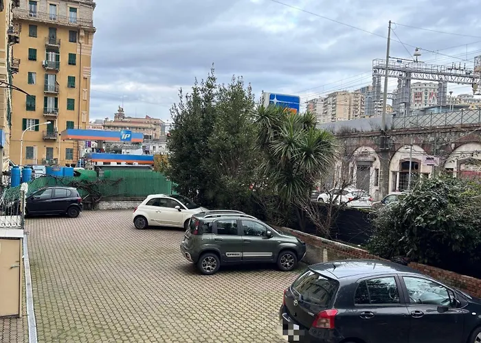 Tolemaide Apartment Genua