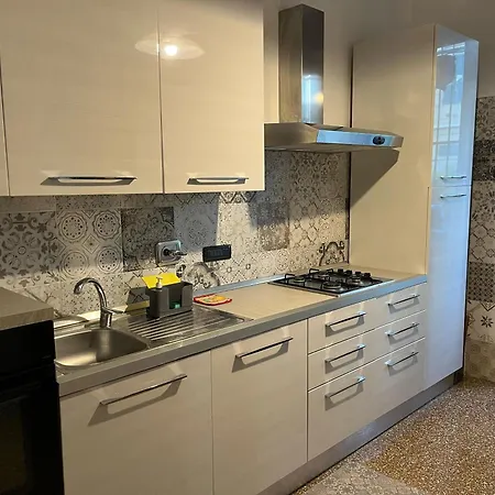 Tolemaide * ジェノヴァ