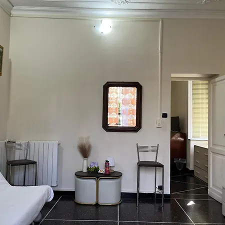 Tolemaide アパート *