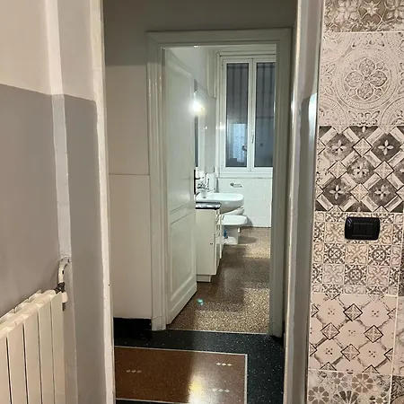 Tolemaide アパート *